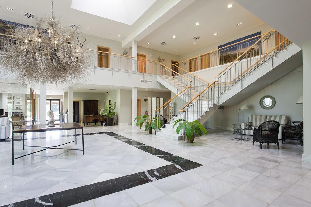 Hotel Villa Marcilla Kültér fotó