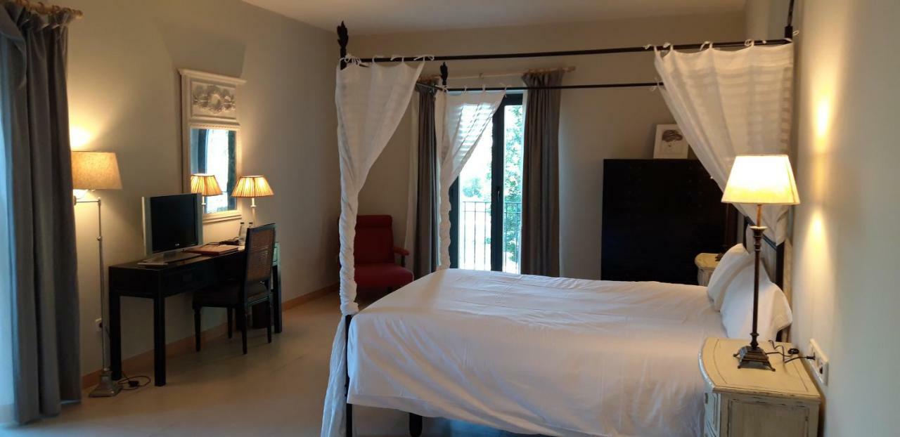 Hotel Villa Marcilla Kültér fotó